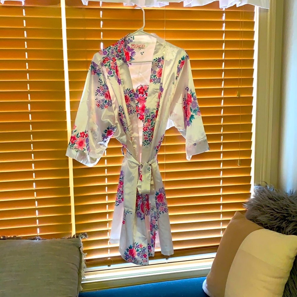 Bride getting ready robe